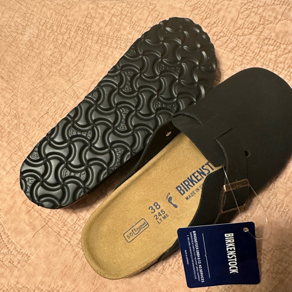 Birkenstock Boston Clogs sz 38, Black